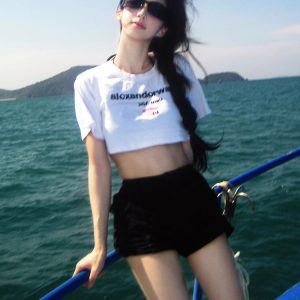 Vintage American Style Women's White Crop Top - Short Sleeve Round Neck T-Shirt with Letter Print - Summer ABG Hot Girl Fashion