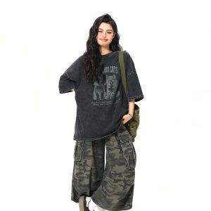 Vintage Black Cat Printed Short Sleeve T-Shirt for Women - Loose Wash-Distressed Summer Tee, Trendy 90s Couple Style