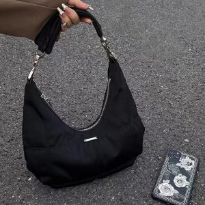 Vintage Black Crescent Tote Bag for Women - High-End Cloud Design Shoulder Bag, Chic Underarm Bag for 2023