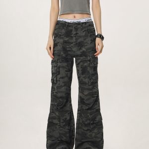 Vintage Camouflage Workwear Pants for Men and Women - Loose Straight Leg Flared Wide-Leg Casual Streetwear 90s Style