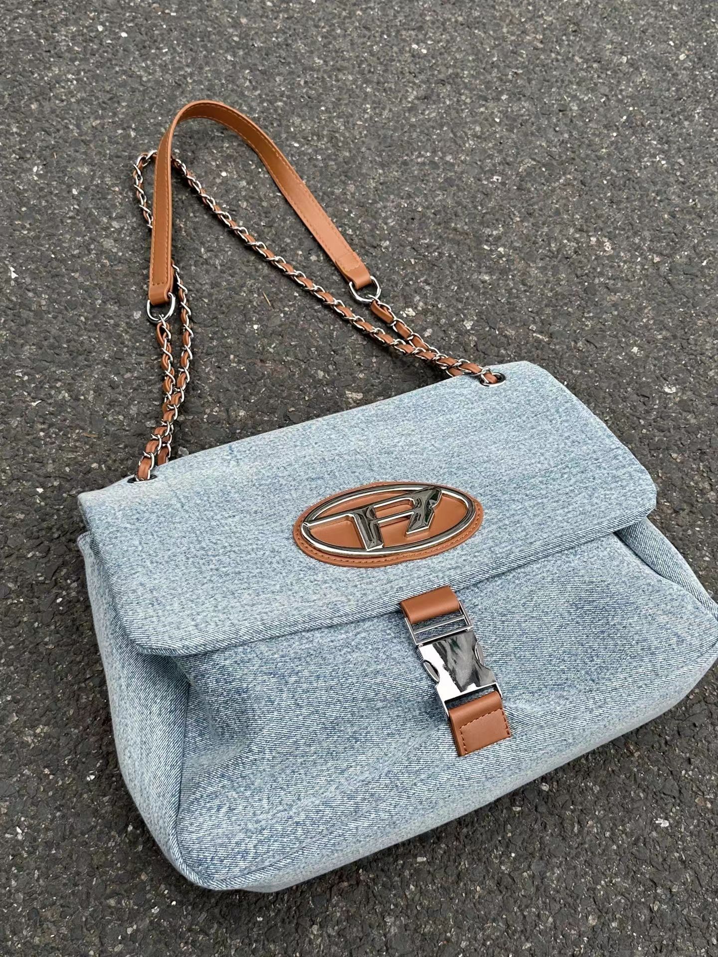 Vintage Denim Chain Strap Crossbody Bag for Women - Large Capacity Casual Underarm Commuting Bag 2023 Vintage Denim Chain Strap Crossbody Bag for Women - Large Capacity Casual Underarm Commuting Bag 2023