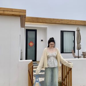 Vintage Distressed Water-Washed Blue High-Waisted Loose Straight-Leg Wide-Leg Jeans for Women - 90s Inspired Fashion