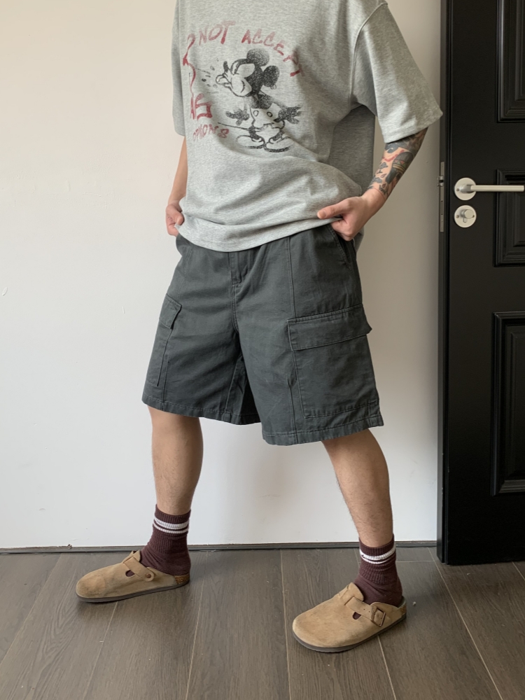 Vintage Distressed Work Shorts with Large Pockets for Men and Women - Summer High Street Casual Five-Point Versatile Style Vintage Distressed Work Shorts with Large Pockets for Men and Women - Summer High Street Casual Five-Point Versatile Style