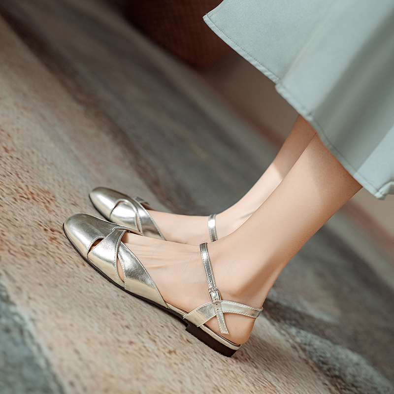 Vintage French Genuine Leather Hollow Flat Roman One-Strap Open-Toe Sandals for Women - Summer Chic Style