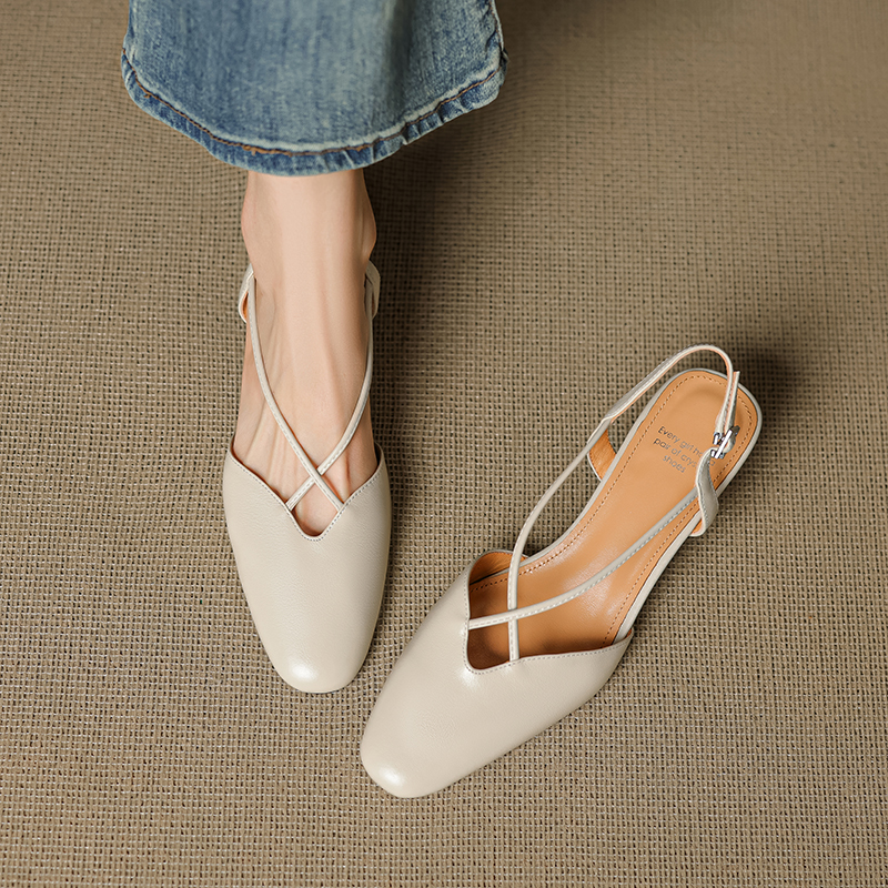 Vintage French Style Genuine Leather Mid-Heel Sandals for Women - Sweet Cross Strap Design, Slimming Fashion Footwear