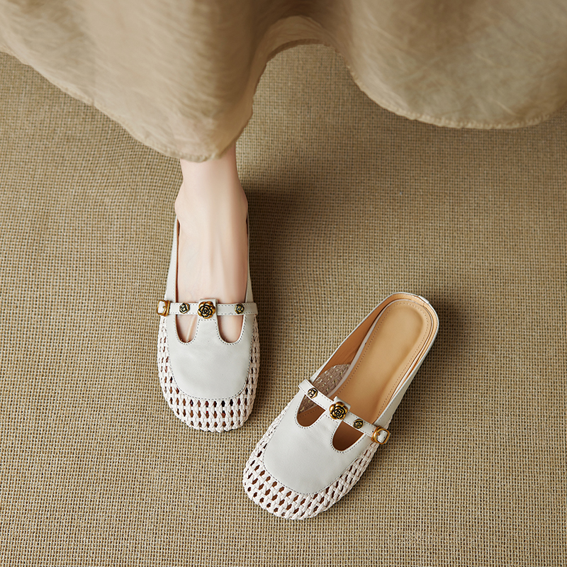 Vintage French Style Women's Genuine Leather Woven Camellia Mules - Mid-Heel Closed-Toe Slippers