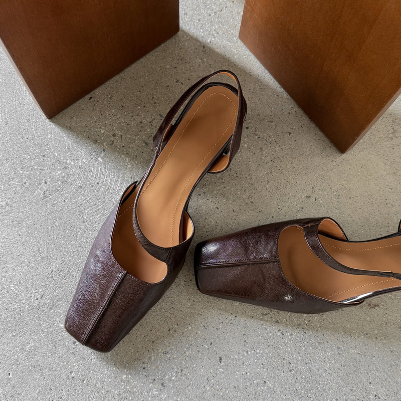 Vintage Genuine Leather Chunky Heeled Open-Toe Sandals for Women - Fashionable Backless High Heels, Versatile Italian Style