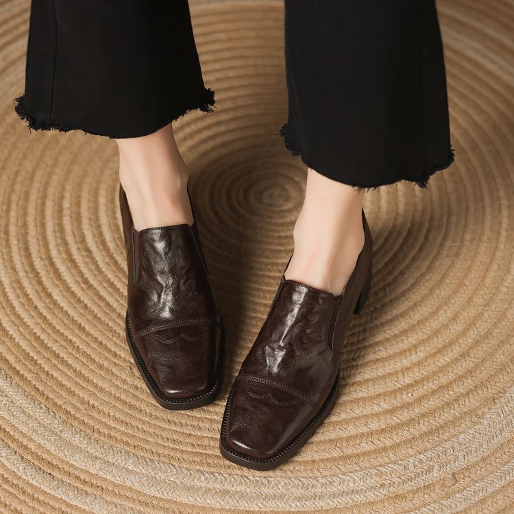 Vintage Genuine Leather Wrinkled Square-Toe Short Chelsea Boots for Women - Versatile Y2K Fashion Footwear