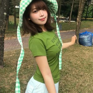 Vintage Green Letter Print Shoulder T-Shirt for Women, Slim Fit Short Sleeve Top, Trendy Summer Style