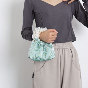 Vintage Green Mini Lace Handbag - Artistic Textured Crossbody Bag for Summer - Cute Niche Design