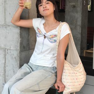 Vintage Hand-Painted Print V-Neck Cropped T-Shirt for Women - American Style Short Sleeve Slim Fit Summer Top