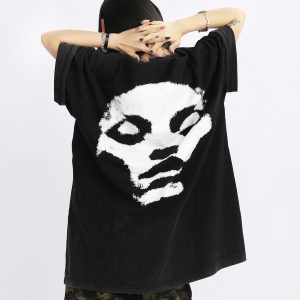 Vintage High Street Loose Short-Sleeve T-Shirt with Wild Skeleton Shadow Print, Niche Design for Trendy Fashion Lovers