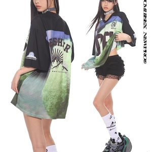 Vintage-Inspired American Sports Jersey - Retro Athletic Top for Casual Wear, 90s Style, Unisex Sports Fashion