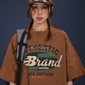 Vintage-Inspired Distressed Letter Print Short Sleeve T-Shirt for Women - Loose-Fit Summer Casual Top