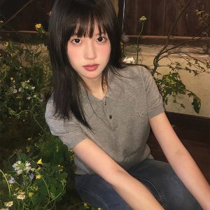 Vintage-Inspired Knitted Short Sleeve Polo Shirt for Women - Versatile Gray Summer Top, Slim Fit, Flattering Design