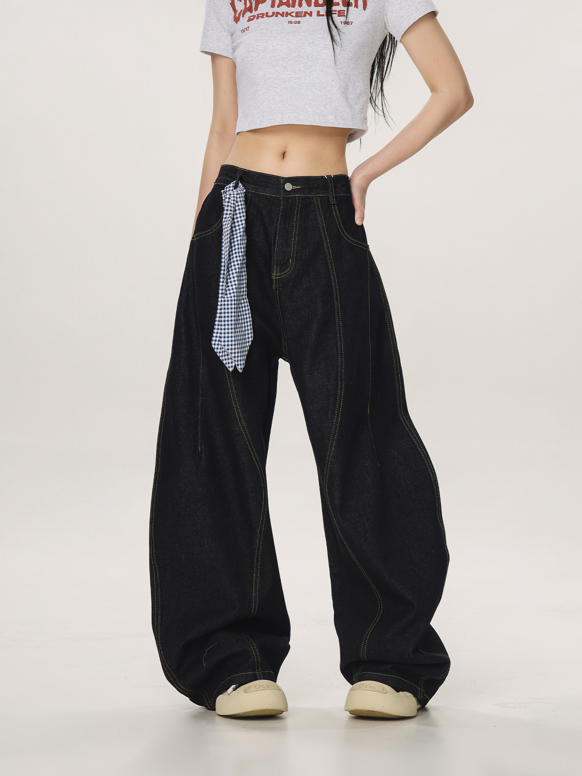 Vintage-Inspired Loose Flared Denim Pants for Men and Women - Trendy Straight Leg Wide-Leg Design, 90s Style Vintage-Inspired Loose Flared Denim Pants for Men and Women - Trendy Straight Leg Wide-Leg Design, 90s Style