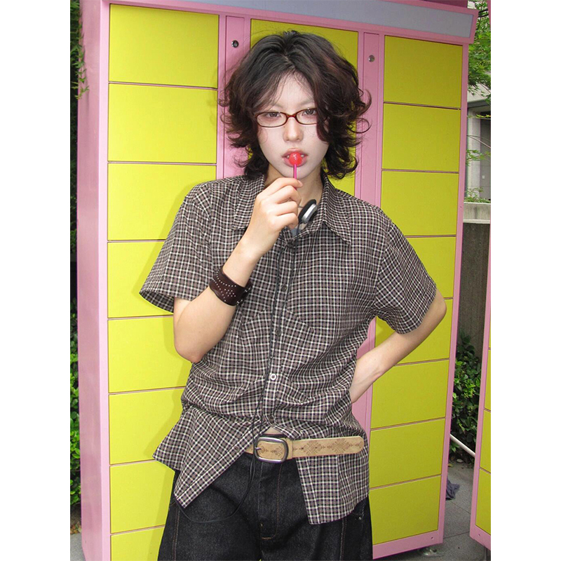 Vintage-Inspired Women’s Short Sleeve Shirt, Summer Pleated Checkered Pattern, Intellectual Style, Waist-Cinching Trendy Top