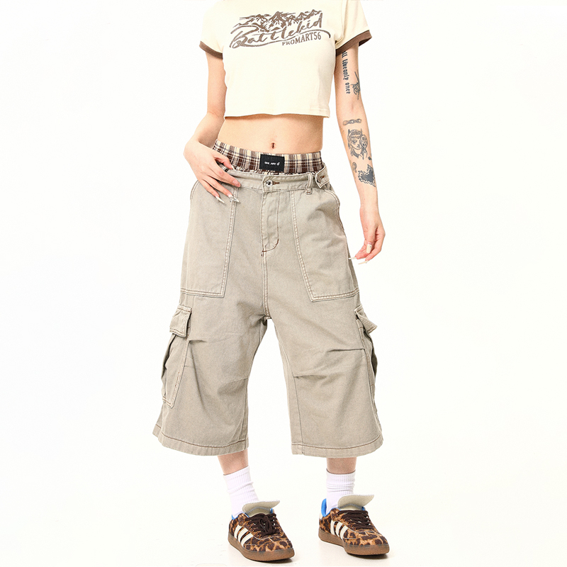 Vintage Khaki Cargo Seven-Point Pants for Men and Women - Unisex Multi-Pocket Loose Shorts for American Street Style Fashion