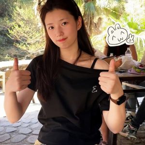 Vintage Off-Shoulder Black T-Shirt for Women - Summer 2025, Short Sleeve, Loose Fit, Slimming Casual Trend