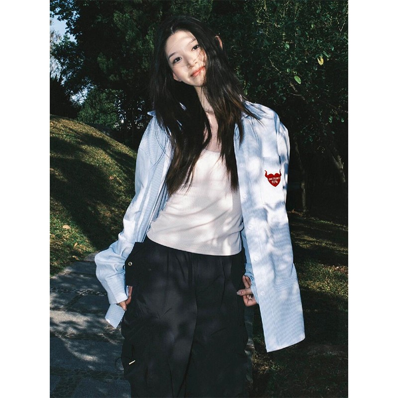 Vintage Oversized Blue Shirt Jacket for Women with Letter Embroidery - Spring 90s Style High-End Feel Vintage Oversized Blue Shirt Jacket for Women with Letter Embroidery - Spring 90s Style High-End Feel