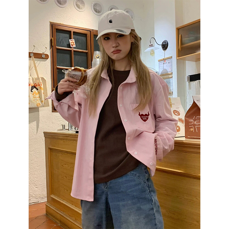 Vintage Oversized Blue Shirt Jacket for Women with Letter Embroidery - Spring 90s Style High-End Feel Vintage Oversized Blue Shirt Jacket for Women with Letter Embroidery - Spring 90s Style High-End Feel