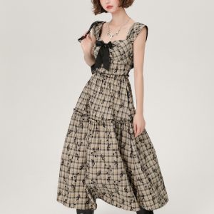 Vintage Plaid A-Line Dress for Women with High Waist, Butterfly Embroidery, Spaghetti Straps, Flared Skirt - Summer Fashion 90s Style