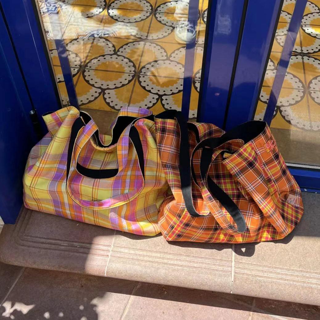 Vintage Plaid Orange Large Capacity Canvas Shoulder Bag - Versatile Commuter Tote for Fashion Lovers