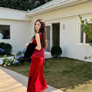Vintage Red Chiffon Dress - Slim Fit V-Neck, High Waist, Elegant Long Floor-Length Dress for Summer Vacation