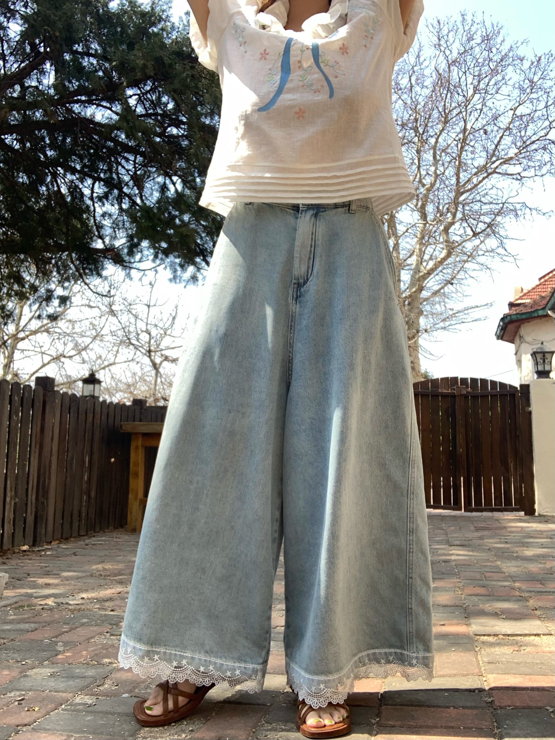 Vintage Retro Lace Trim High-Waisted Denim Pants for Women - Summer Loose Wide-Leg Trousers, 90s Inspired Fashion Vintage Retro Lace Trim High-Waisted Denim Pants for Women - Summer Loose Wide-Leg Trousers, 90s Inspired Fashion