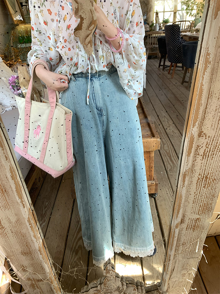 Vintage Retro Lace Trim High-Waisted Denim Pants for Women - Summer Loose Wide-Leg Trousers, 90s Inspired Fashion Vintage Retro Lace Trim High-Waisted Denim Pants for Women - Summer Loose Wide-Leg Trousers, 90s Inspired Fashion