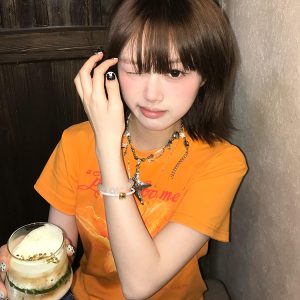 Vintage Retro Lily Print Dopamine Orange T-Shirt for Women - Summer Casual Top, Round Neck, Short Sleeves, Y2K Style