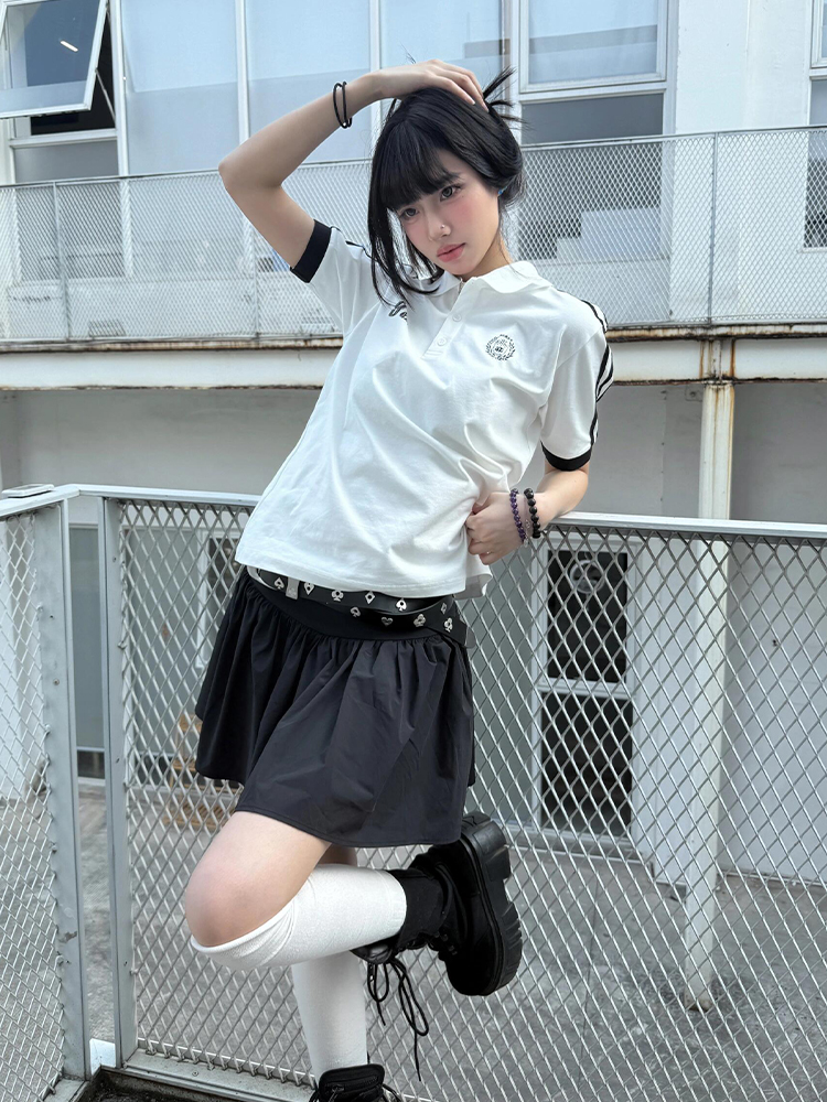 Vintage Short Sleeve Polo Shirt for Women - Summer Lapel College Style, Slim Fit Flattering Top, Trendy American Fashion Vintage Short Sleeve Polo Shirt for Women - Summer Lapel College Style, Slim Fit Flattering Top, Trendy American Fashion