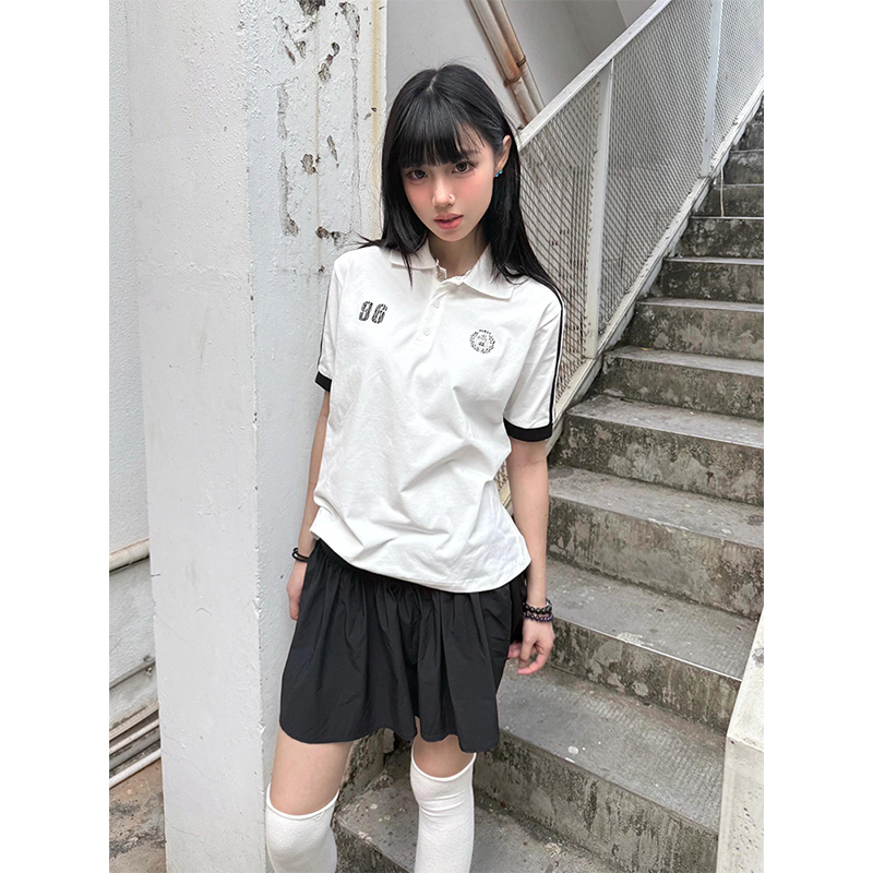 Vintage Short Sleeve Polo Shirt for Women - Summer Lapel College Style, Slim Fit Flattering Top, Trendy American Fashion Vintage Short Sleeve Polo Shirt for Women - Summer Lapel College Style, Slim Fit Flattering Top, Trendy American Fashion