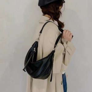 Vintage Soft Leather Dumpling Bag - Versatile Crescent Shoulder Crossbody Bag for Commuters - Elegant High-End Waist Bag