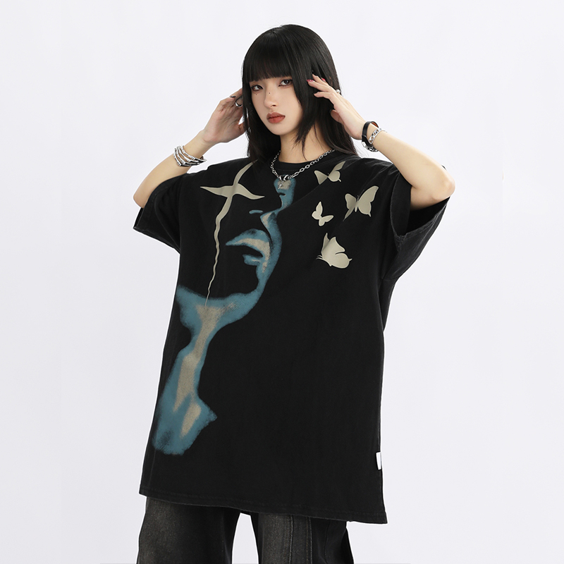 Vintage Street Portrait Printed Oversized T-Shirt for Men and Women | Unisex American Streetwear | 90s Inspired Loose Fit Tee