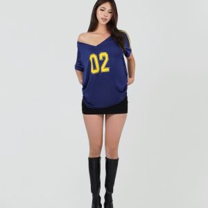 Vintage Style V-Neck Loose T-Shirt for Women – Retro 90s Casual Top