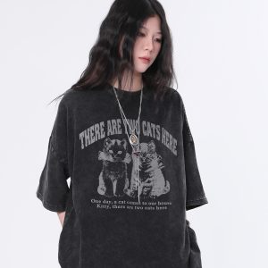 Vintage Washed Black Short Sleeve T-Shirt for Women with Niche Design -