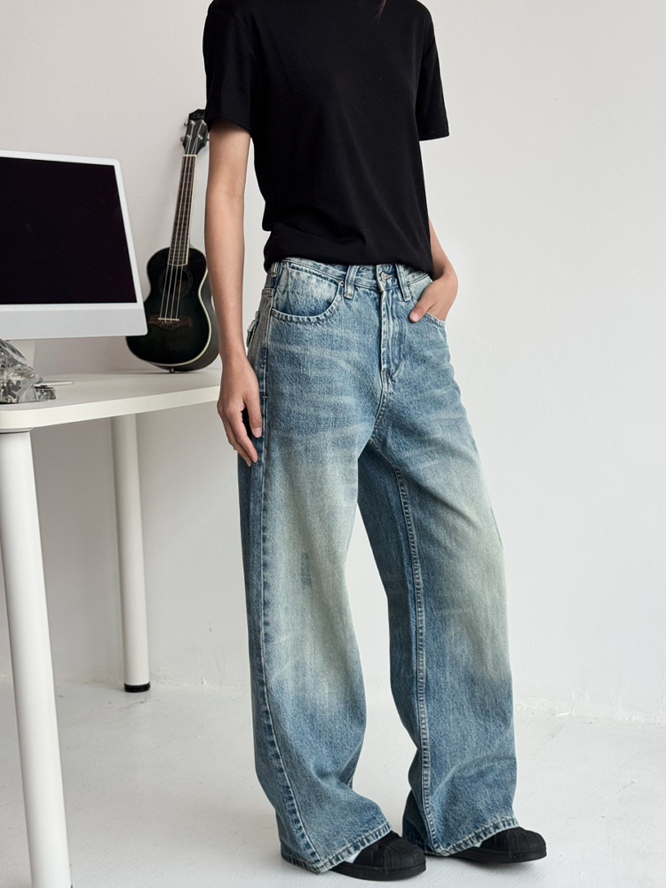 Vintage Washed Denim Pants for Men and Women - Cat Whisker Gradient, Straight Loose Fit, Casual Style, Y2K Inspired Fashion Vintage Washed Denim Pants for Men and Women - Cat Whisker Gradient, Straight Loose Fit, Casual Style, Y2K Inspired Fashion