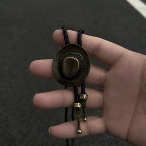 Vintage Western Cowboy Polo Collar Necklace - Unisex Alloy Pendant with Leather Rope Tie - Trendy Fashion Accessory for 90s Y2K Style