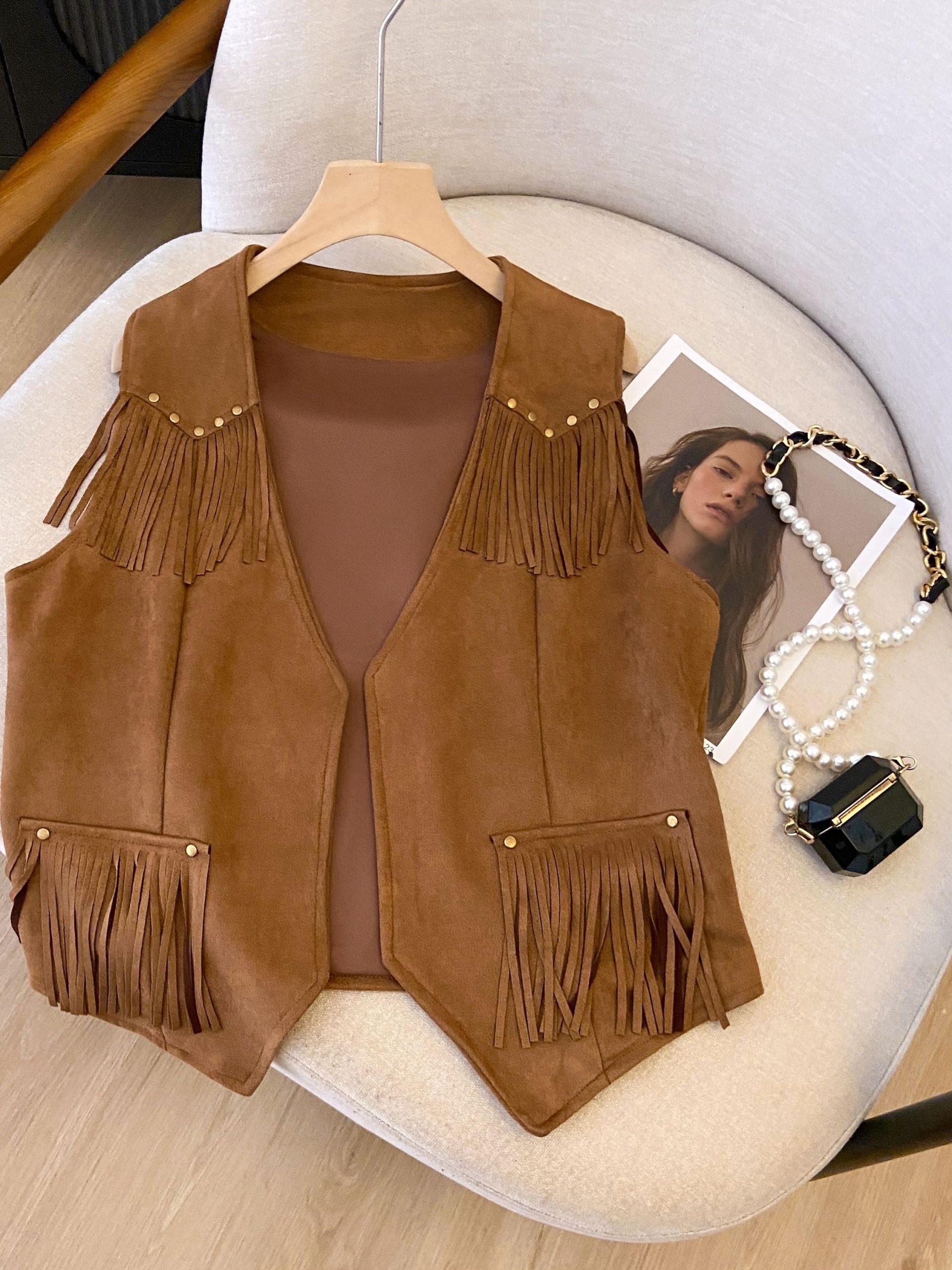 Vintage Women's Suede Vest with Studded Design and Deer Tassels - Boho Chic Outerwear for Stylish Fall Looks Vintage Women's Suede Vest with Studded Design and Deer Tassels - Boho Chic Outerwear for Stylish Fall Looks