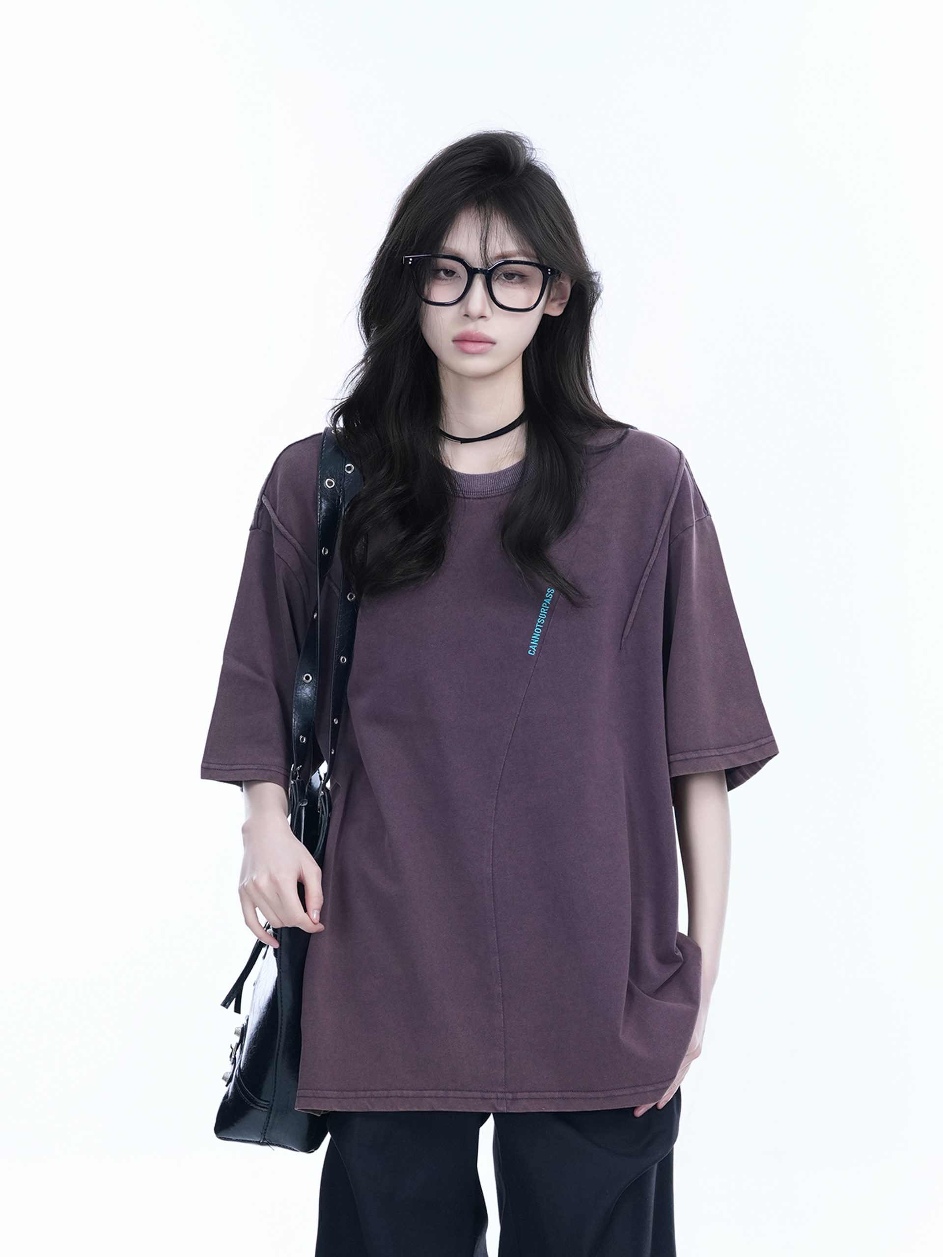 Washed Black Loose-Fit Short Sleeve T-Shirt for Women with Embroidered Half Sleeves – American Street Style, Casual 90s Aesthetic Washed Black Loose-Fit Short Sleeve T-Shirt for Women with Embroidered Half Sleeves – American Street Style, Casual 90s Aesthetic