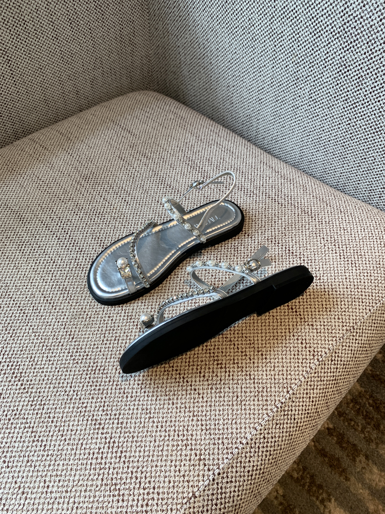 Water Drill Pearl Toe-Post Flat Sandals for Women - 2025 Summer Fairy Temperament Versatile Roman Style Shoes Water Drill Pearl Toe-Post Flat Sandals for Women - 2025 Summer Fairy Temperament Versatile Roman Style Shoes