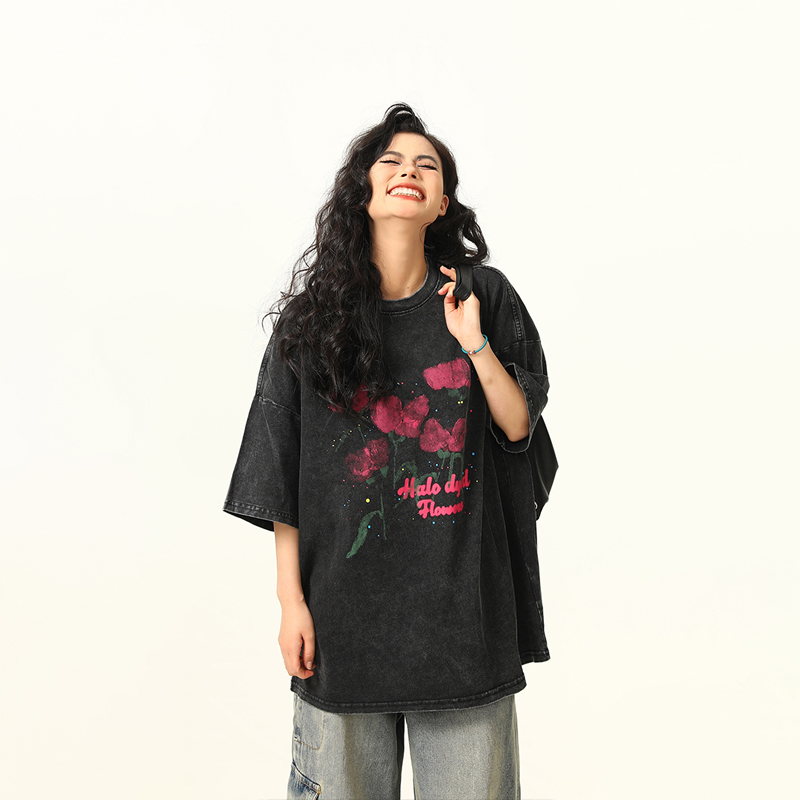 Water Washed Vintage Rose Print Short Sleeve T-Shirt for Men and Women - Summer Loose Trendy Streetwear Couple Top