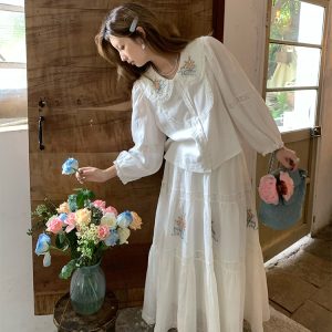 White Embroidered Lace Linen Shirt and Autumn Skirt Set for Women - Vintage Floral Design, Perfect for 90s and Y2K Style