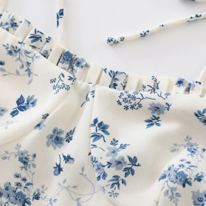 White Floral Ruffled Slim Fit Camisole Top - 2025 French Style Women's Fashion, Unique Design, Perfect for Spring & Summer