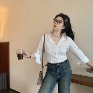 White Loose V-Neck Shirt - Versatile Moonlight Style Top, Perfect for Casual Chic Looks, Ideal for 90s and Y2K Fashion Enthusiasts