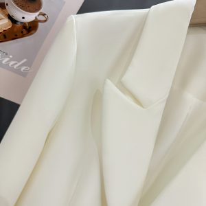 White Minimalist Pearl Button Double-Breasted Suit Jacket for Women - Exquisite Spring Autumn Blazer for Effortless Style