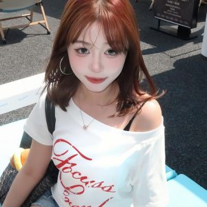 White Off-Shoulder T-Shirt for Women - Summer Letter Print, Slim Fit, Short Sleeve Cropped Top, Sexy Shoulder-Baring Style
