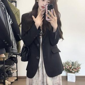 White Petite Suit Jacket for Women, Casual Short Blazer, High-End Design, 2025 Spring Autumn Trend, Chic Niche Style