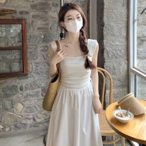 White Sleeveless French-Style Dress for Women, Summer Square Neck, Waist-Cinching, Slimming Long Dress - Elegant 90s Fashion